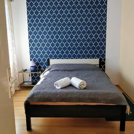 U Eli Privatunterkunft *